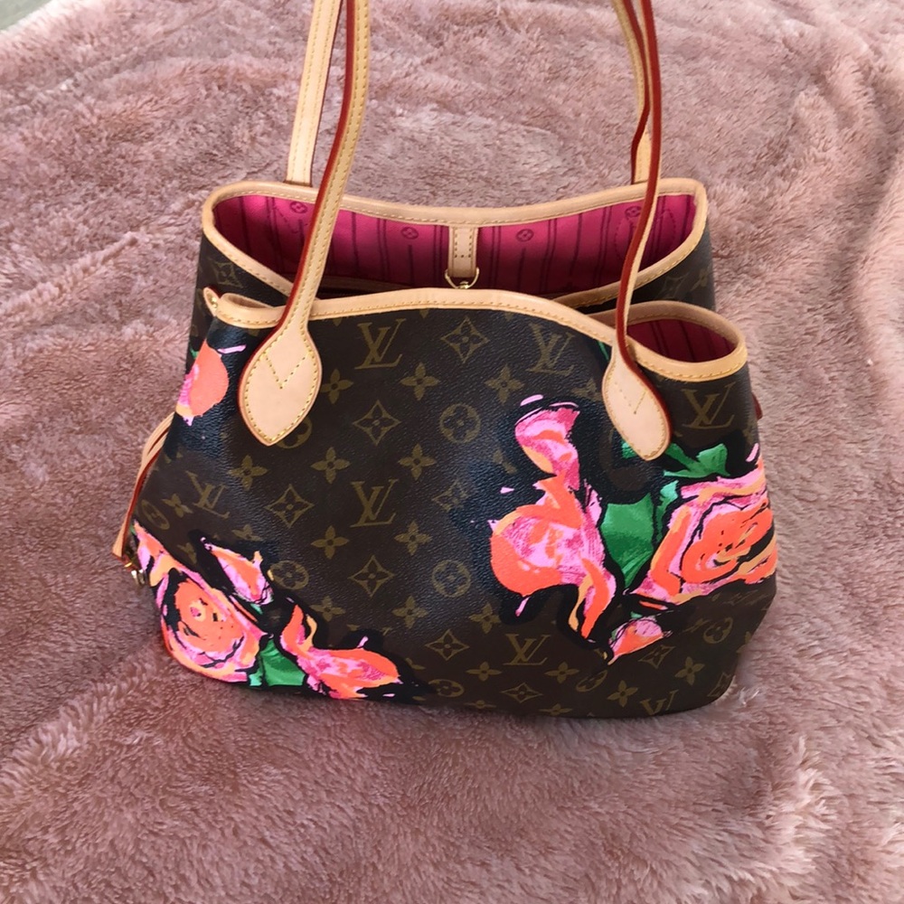 100% Authentic LV Neverfull Bag Limited Edition🌹
